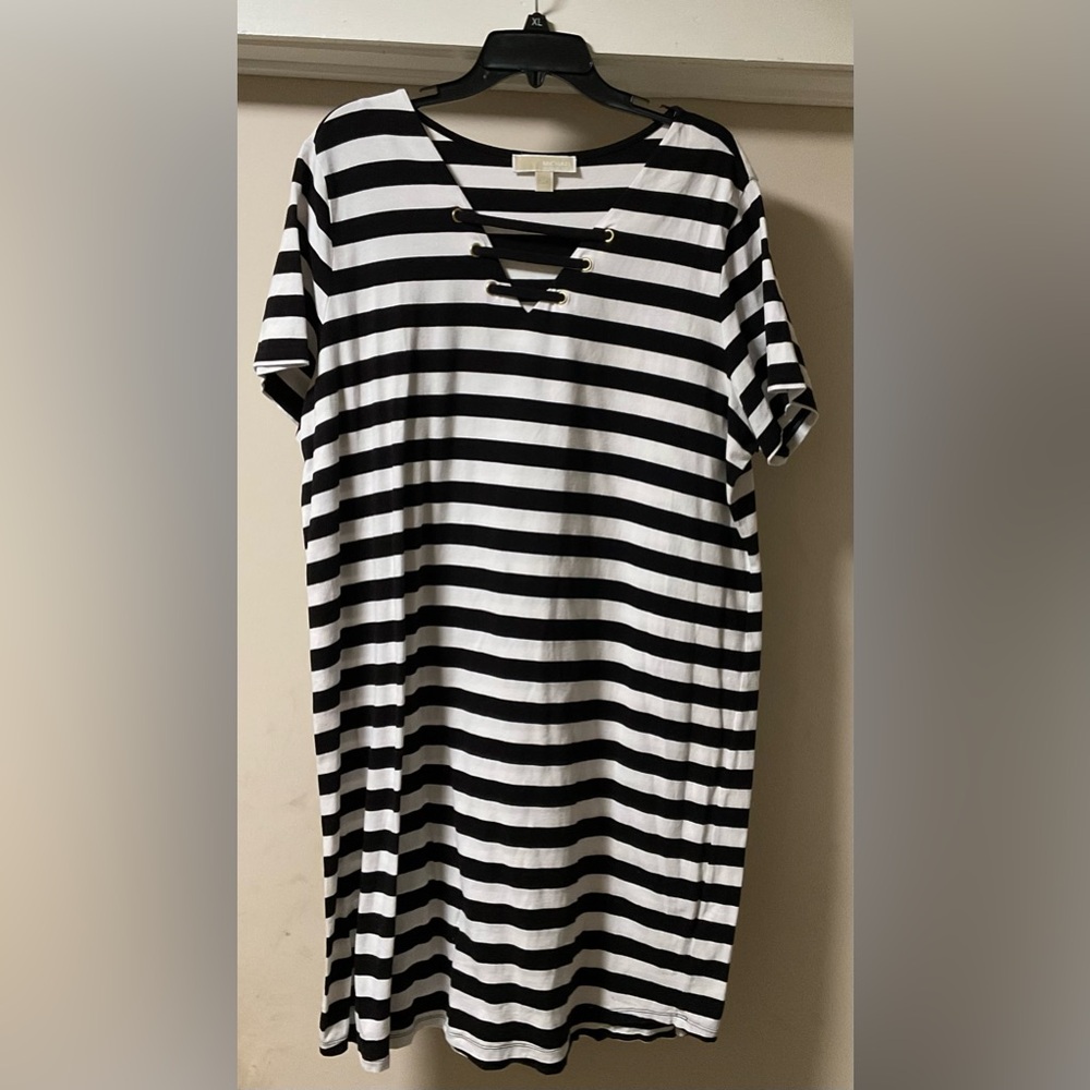 Classic Striped Short Sleeve Top